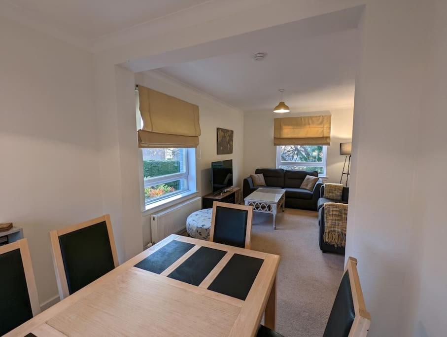 Two Bedroom Flat In Bridge Of Allan, Stirling Exterior photo